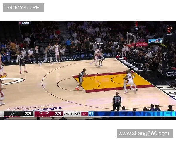 10月12日NBA焦点战马刺对决热火新浪网直播精彩回顾与赛后分析